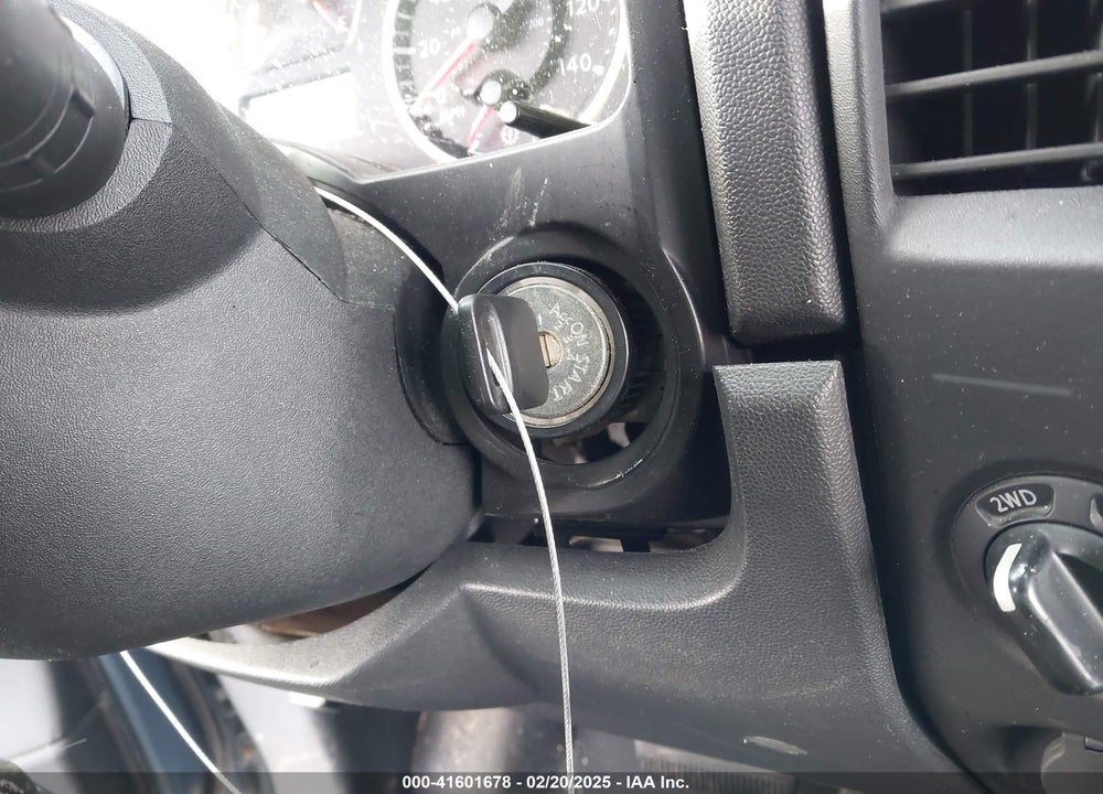 2010 NISSAN TITAN VIN: 1N6AA0EC2AN323391