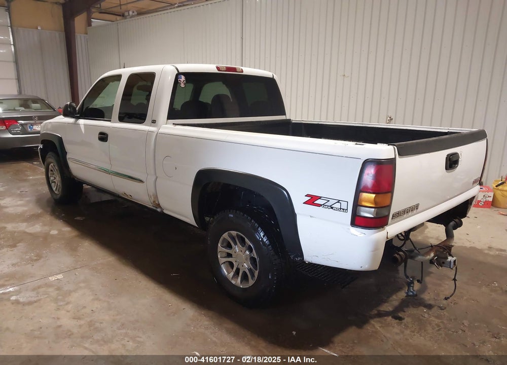 2004 GMC SIERRA 1500 SLE VIN: 1GTEK19T34E320179