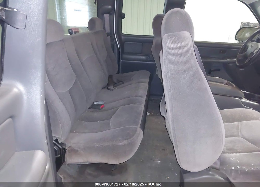 2004 GMC SIERRA 1500 SLE VIN: 1GTEK19T34E320179