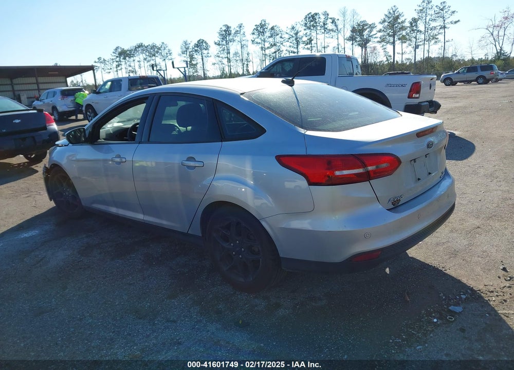 2016 FORD FOCUS VIN: 1FADP3F28GL371350