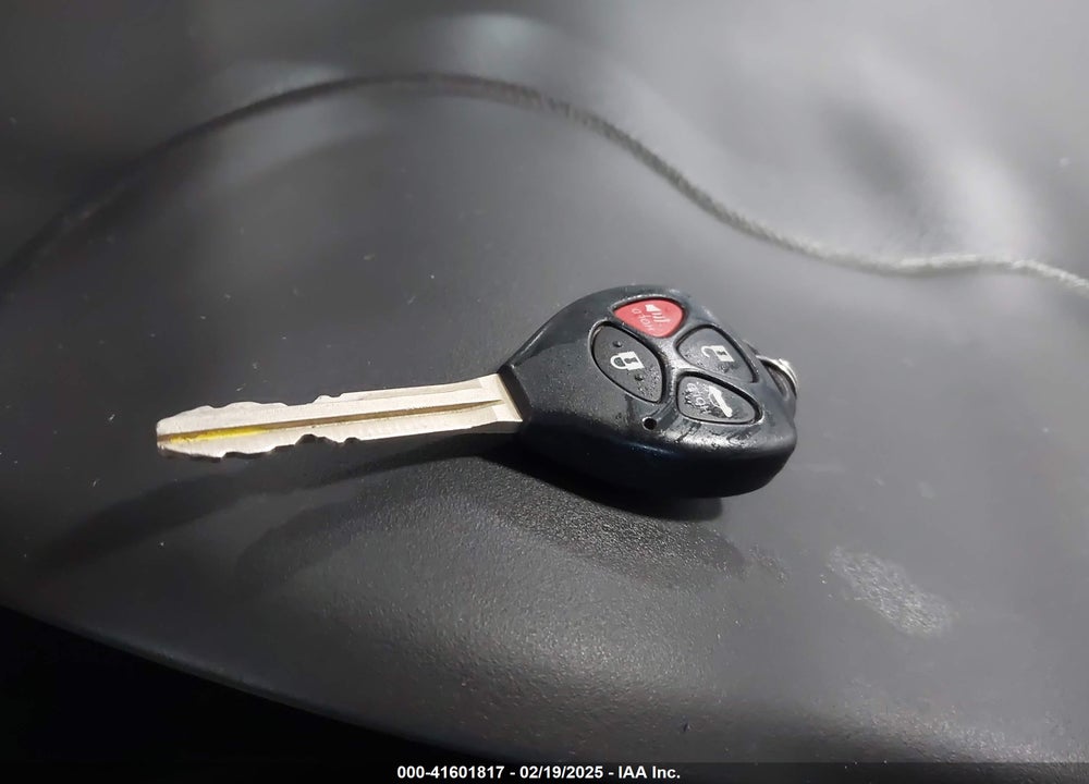 2011 TOYOTA COROLLA VIN: 2T1BU4EE2BC633861