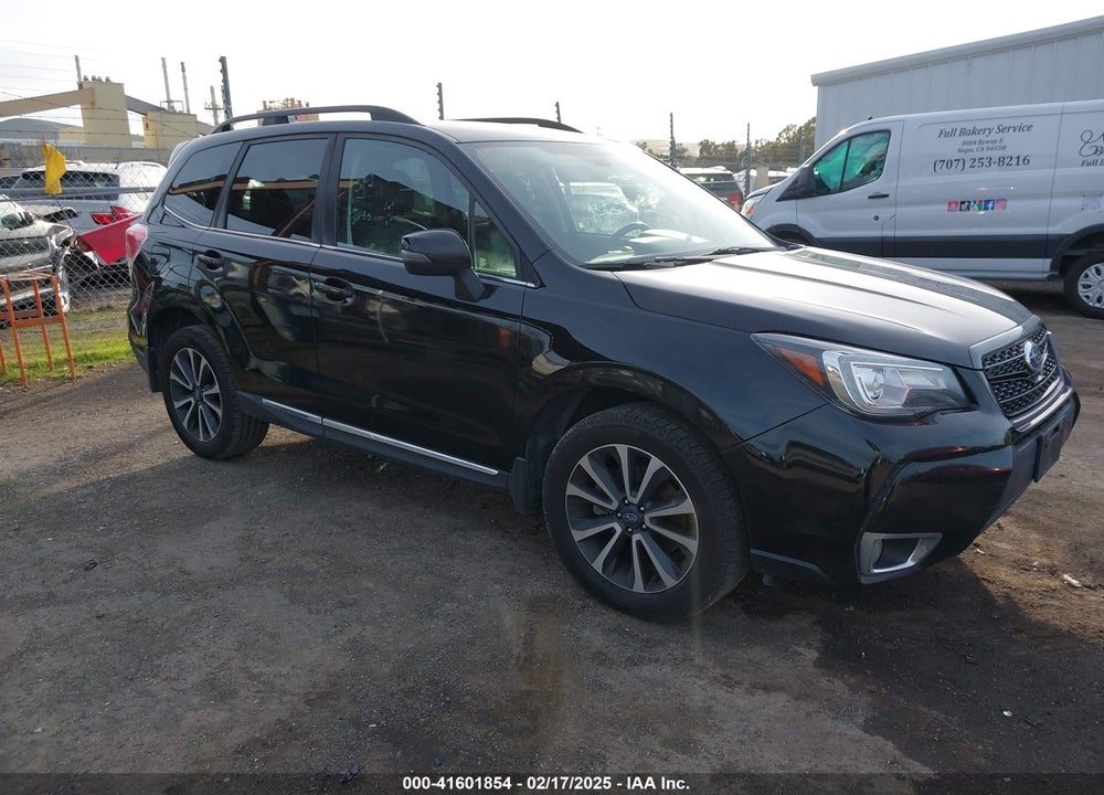 2018 SUBARU FORESTER 2.0XT TOURING VIN: JF2SJGWC6JH584327