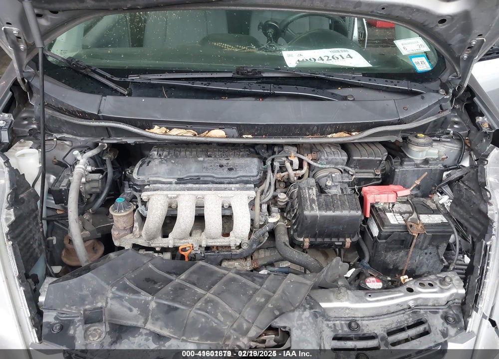 2010 HONDA FIT VIN: JHMGE8G2XAC011060