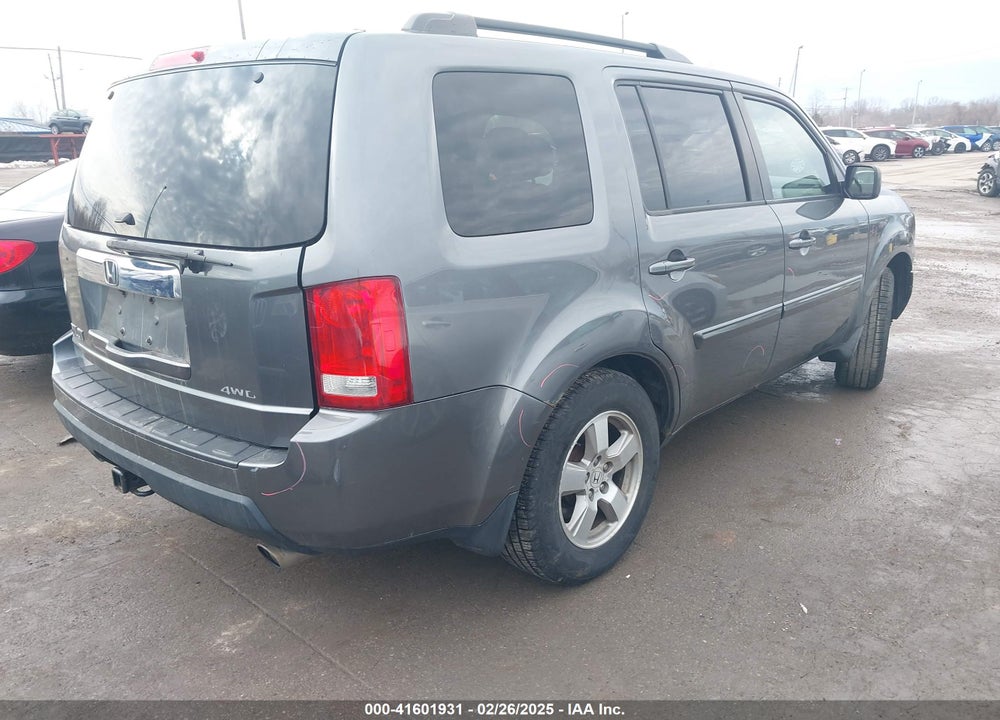 2010 HONDA PILOT VIN: 5FNYF4H5XAB005489