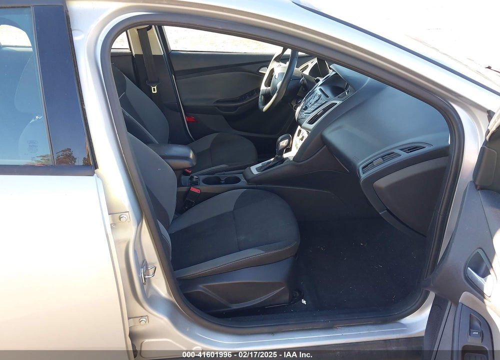 2014 FORD FOCUS VIN: 1FADP3K24EL447259