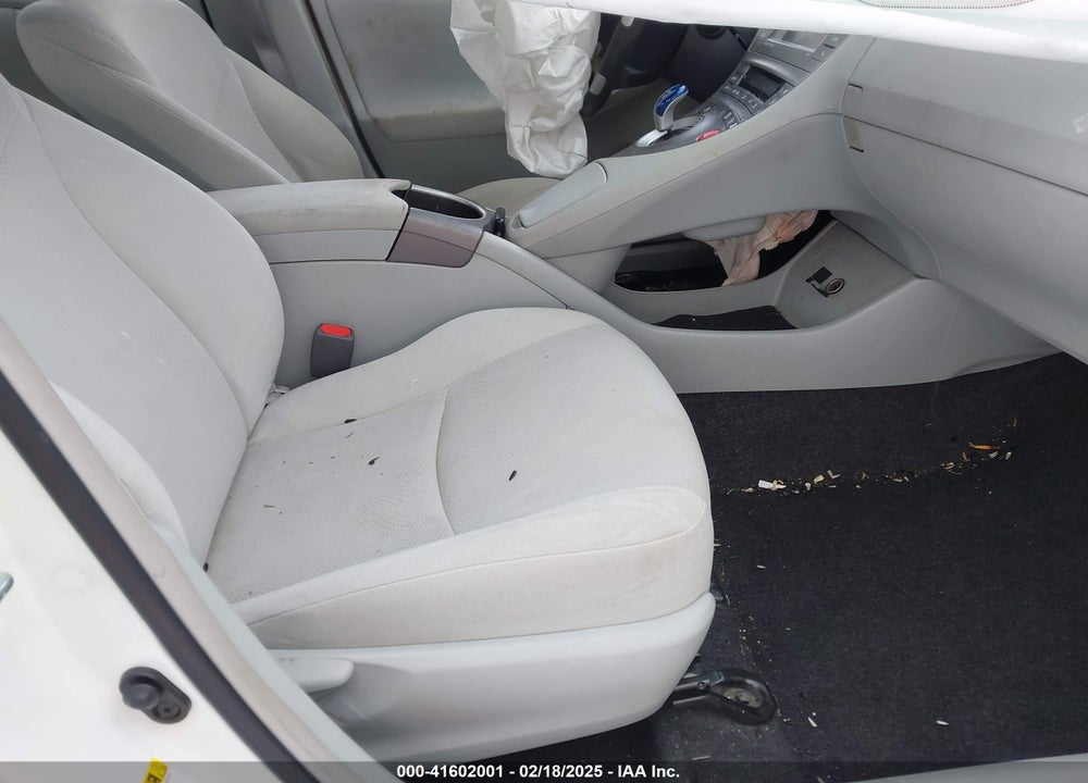 2015 TOYOTA PRIUS VIN: JTDKN3DU3F1933788