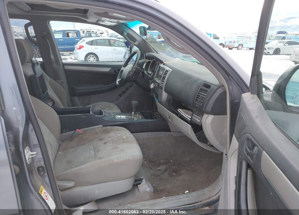 2008 TOYOTA 4RUNNER SR5 V6 VIN: JTEBU14R58K018677
