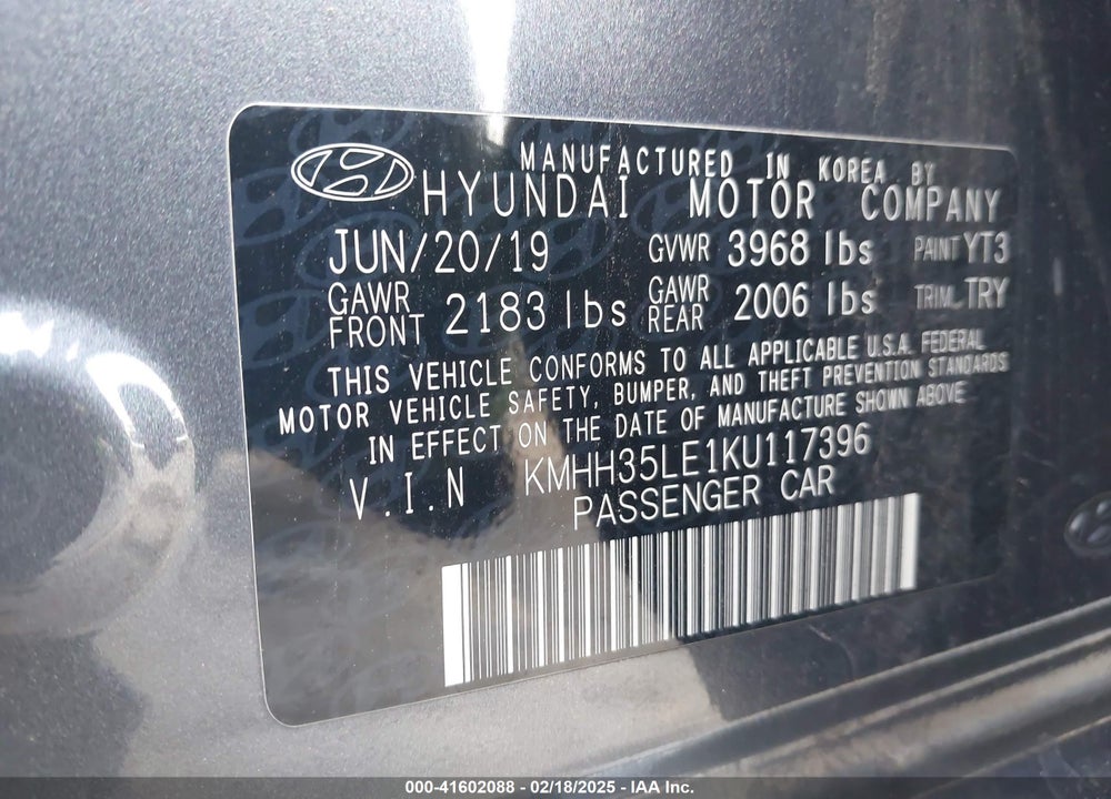 2019 HYUNDAI ELANTRA GT VIN: KMHH35LE1KU117396