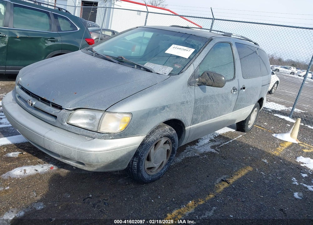 1999 TOYOTA SIENNA LE/XLE VIN: 4T3ZF13C2XU118641