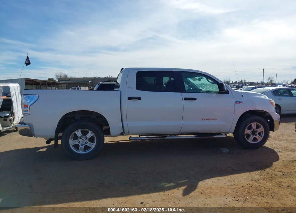 2008 TOYOTA TUNDRA SR5 5.7L V8 VIN: 5TFDV54128X076597
