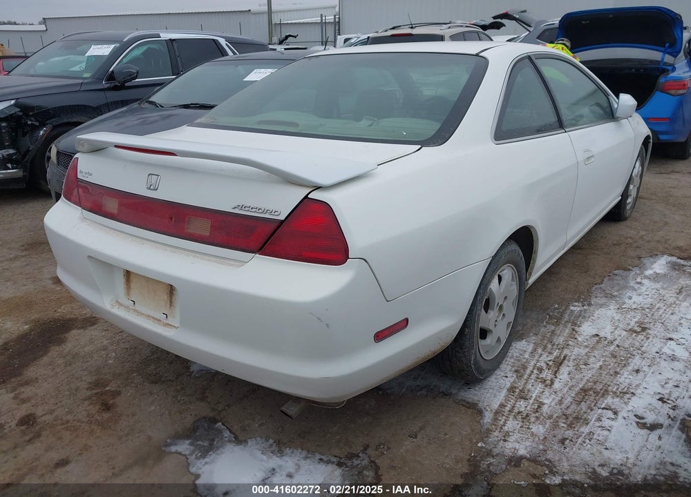 2000 HONDA ACCORD 2.3 EX VIN: 1HGCG325XYA008908