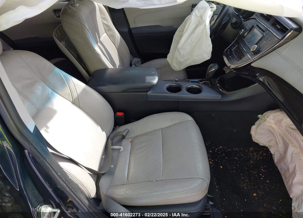2015 TOYOTA AVALON VIN: 4T1BK1EB8FU155556