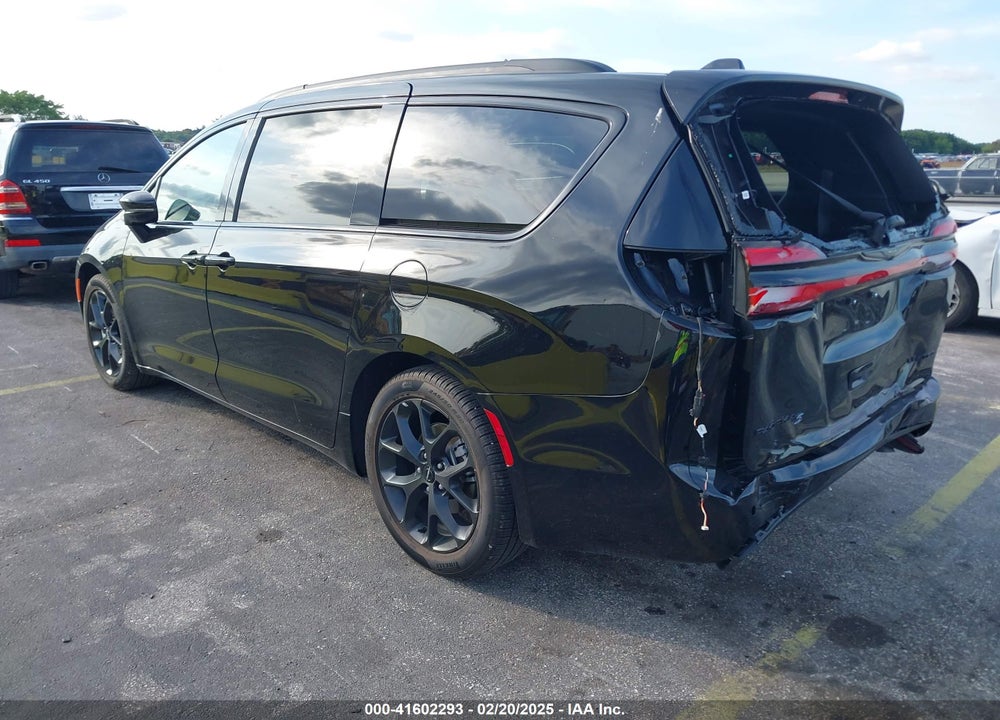 2025 CHRYSLER PACIFICA LIMITED VIN: 2C4RC1GGXSR509111