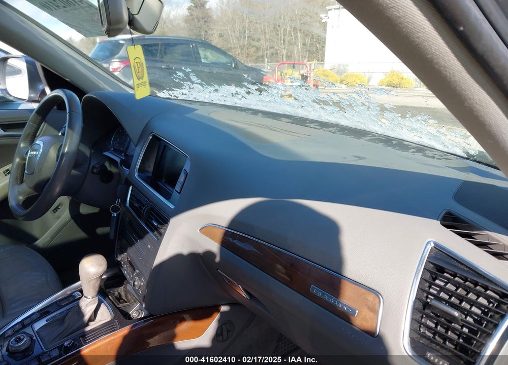 2010 AUDI Q5 VIN: WA1LKAFP8AA013781