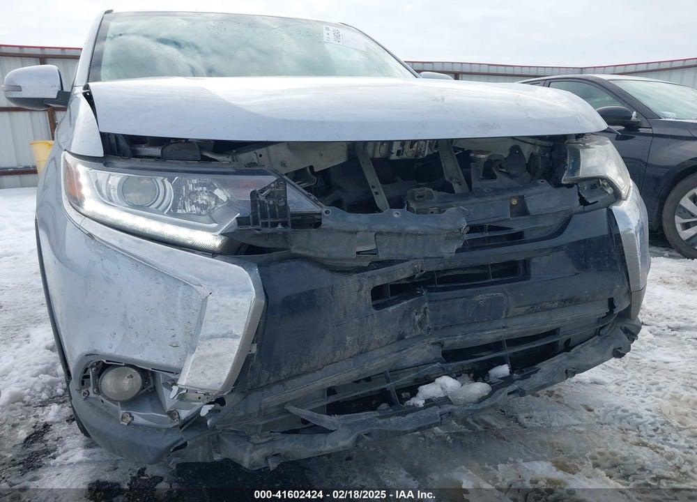 2017 MITSUBISHI OUTLANDER SE VIN: JA4AD3A34HZ028498