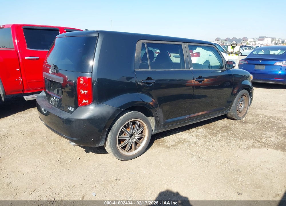 2008 SCION XB VIN: JTLKE50E681034585