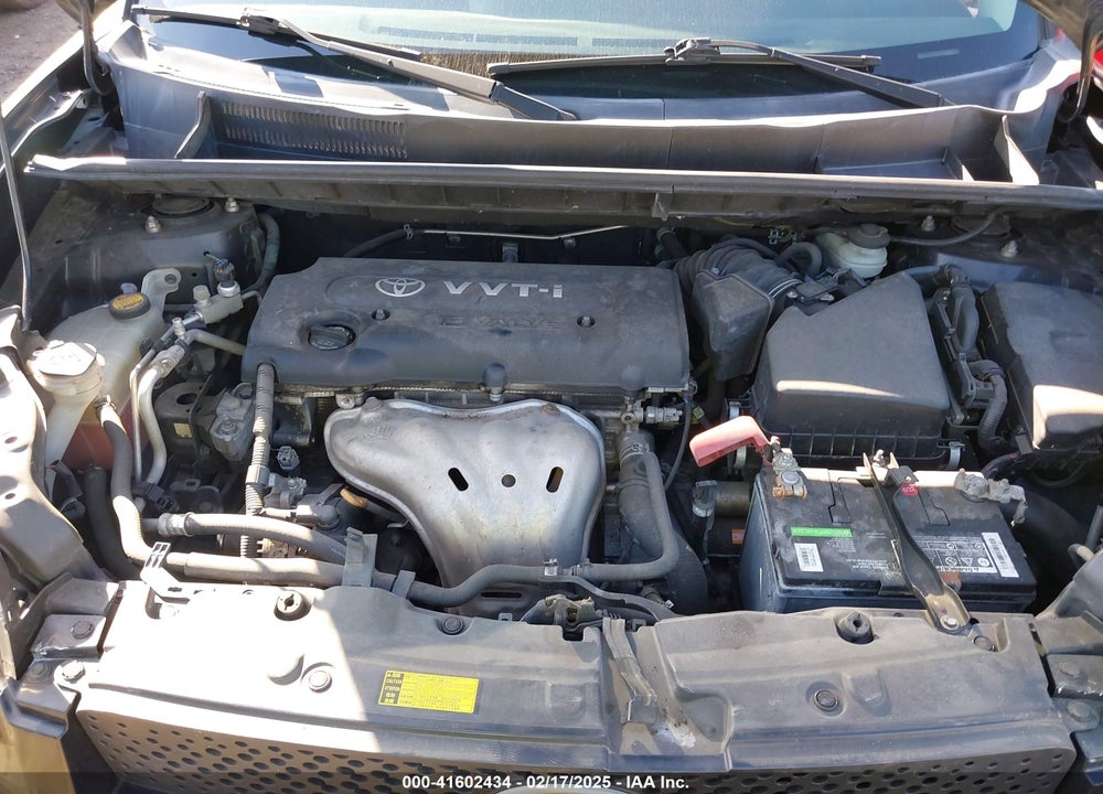 2008 SCION XB VIN: JTLKE50E681034585