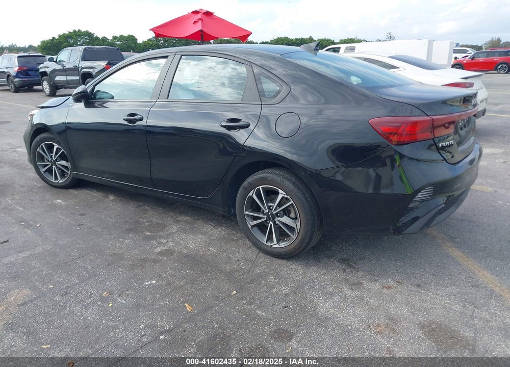 2023 KIA FORTE VIN: 3KPF24AD1PE550452