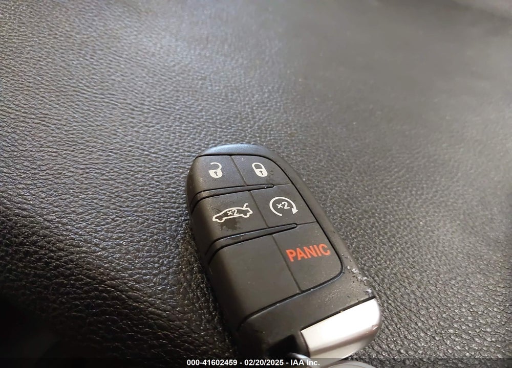 2018 DODGE CHALLENGER VIN: 2C3CDZGG2JH257039