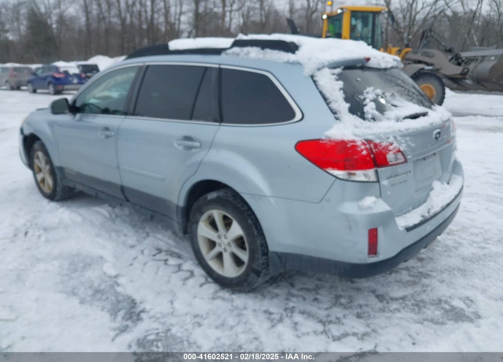 2013 SUBARU OUTBACK 2.5I LIMITED VIN: 4S4BRBLC3D3267178