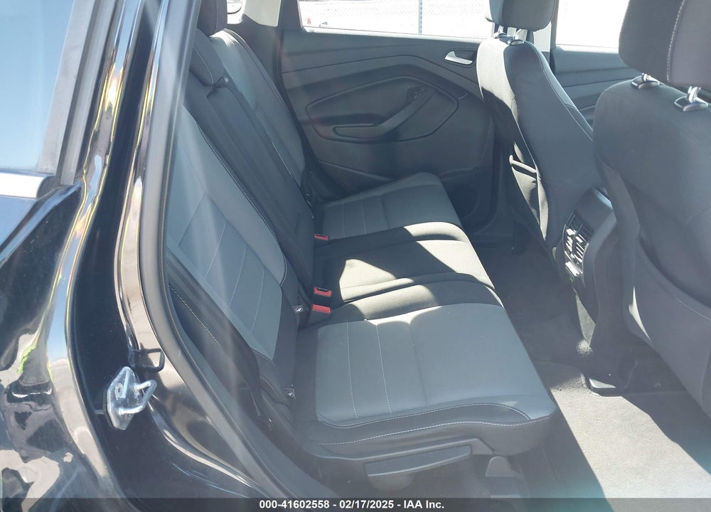 2016 FORD ESCAPE SE VIN: 1FMCU9GX1GUC07679