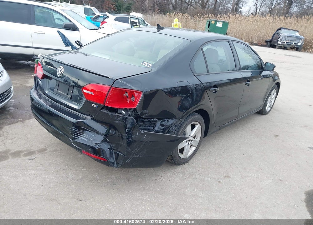 2012 VOLKSWAGEN JETTA 2.0L TDI VIN: 3VWLL7AJXCM073394
