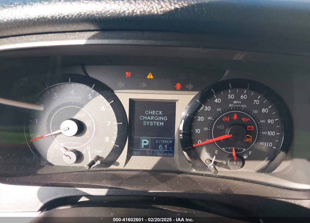 2017 TOYOTA SIENNA LE 8 PASSENGER VIN: 5TDKZ3DCXHS841448