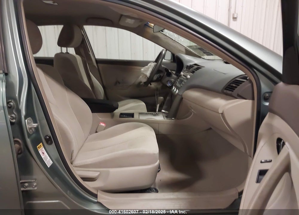 2008 TOYOTA CAMRY LE VIN: 4T4BE46K68R016543