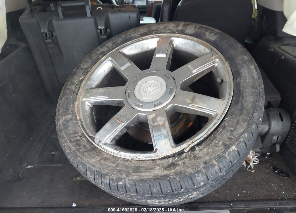 2007 CADILLAC ESCALADE STANDARD VIN: 1GYFK63827R370312