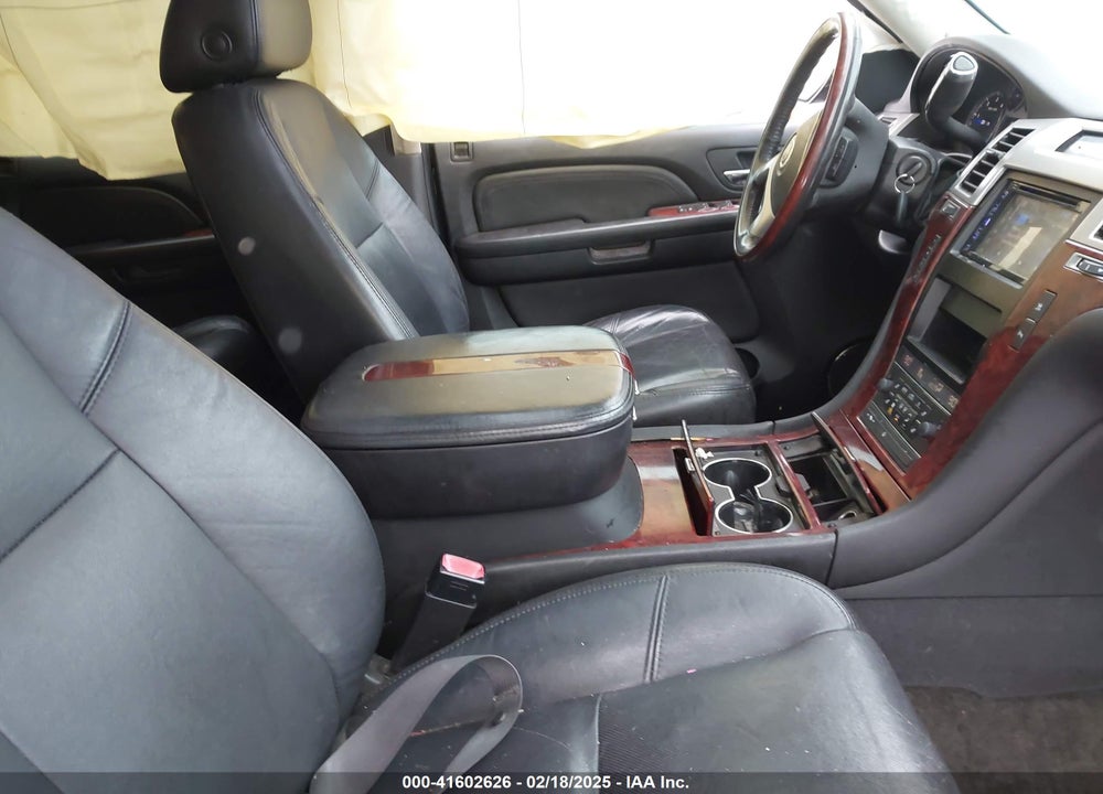 2007 CADILLAC ESCALADE STANDARD VIN: 1GYFK63827R370312