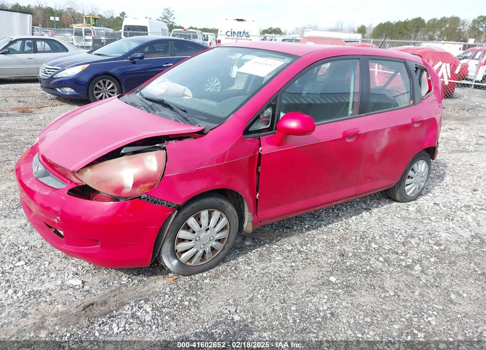 2008 HONDA FIT VIN: JHMGD37438S066568