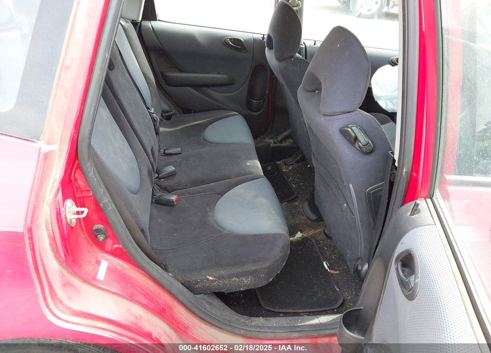 2008 HONDA FIT VIN: JHMGD37438S066568
