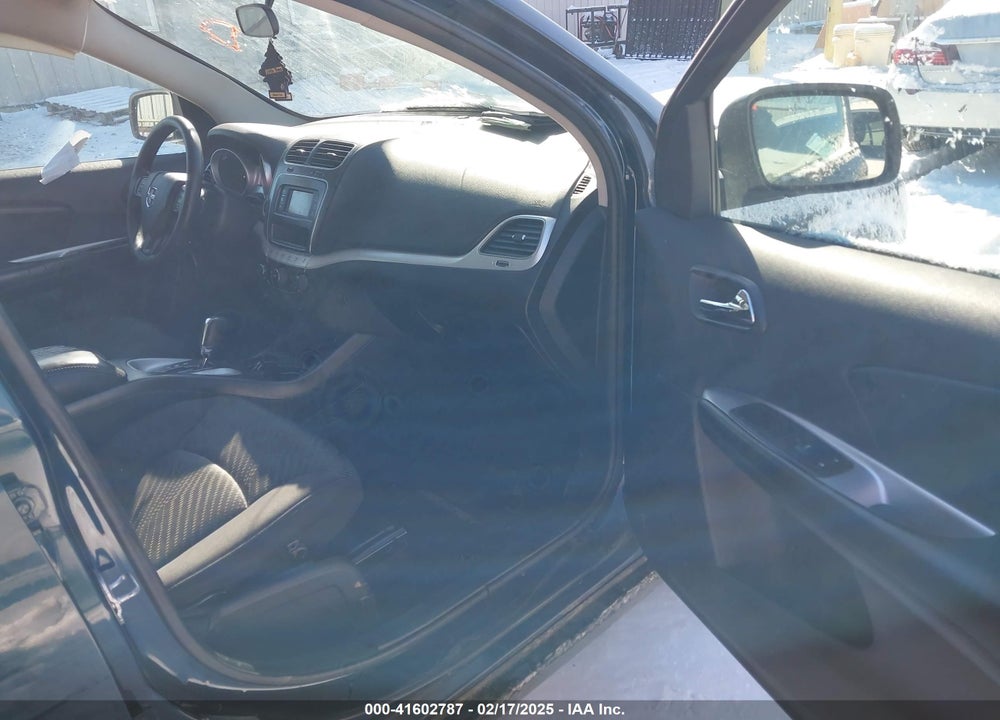 2013 DODGE JOURNEY SXT VIN: 3C4PDCBB0DT610556