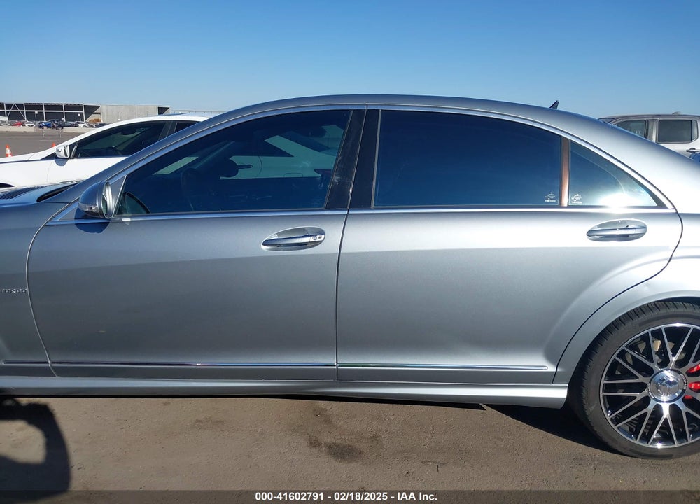 2007 MERCEDES-BENZ S 600 VIN: WDDNG76X67A111063