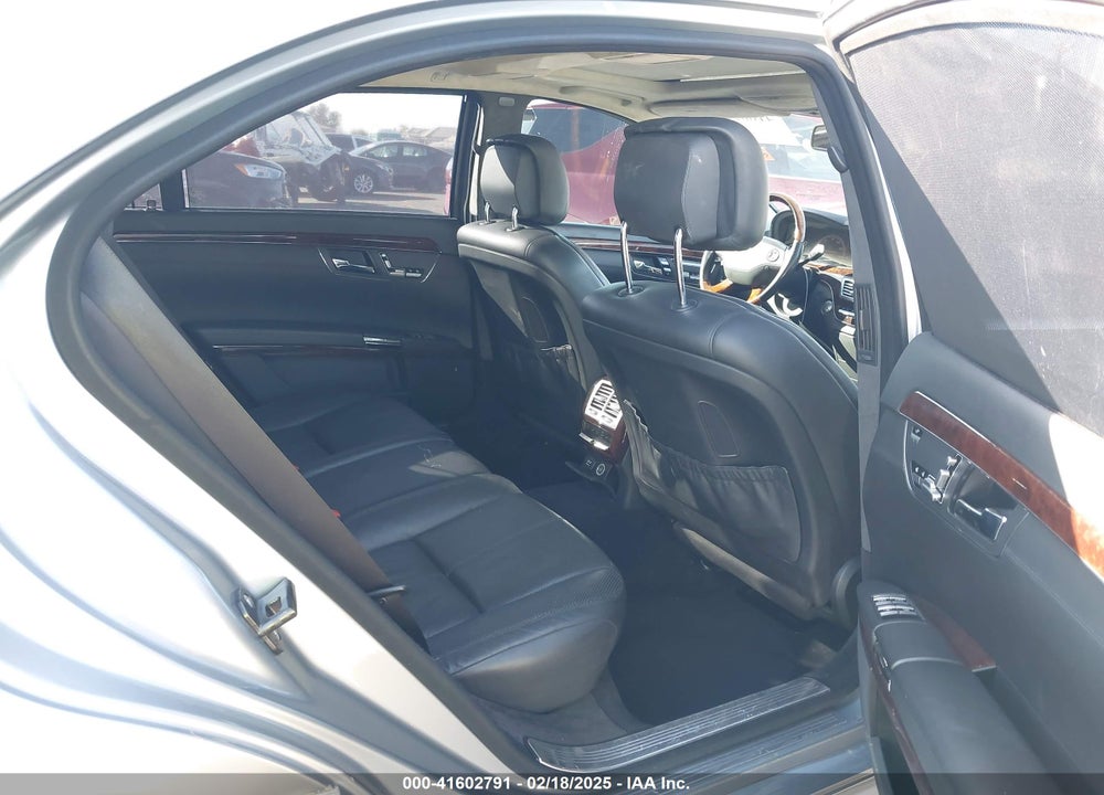 2007 MERCEDES-BENZ S 600 VIN: WDDNG76X67A111063