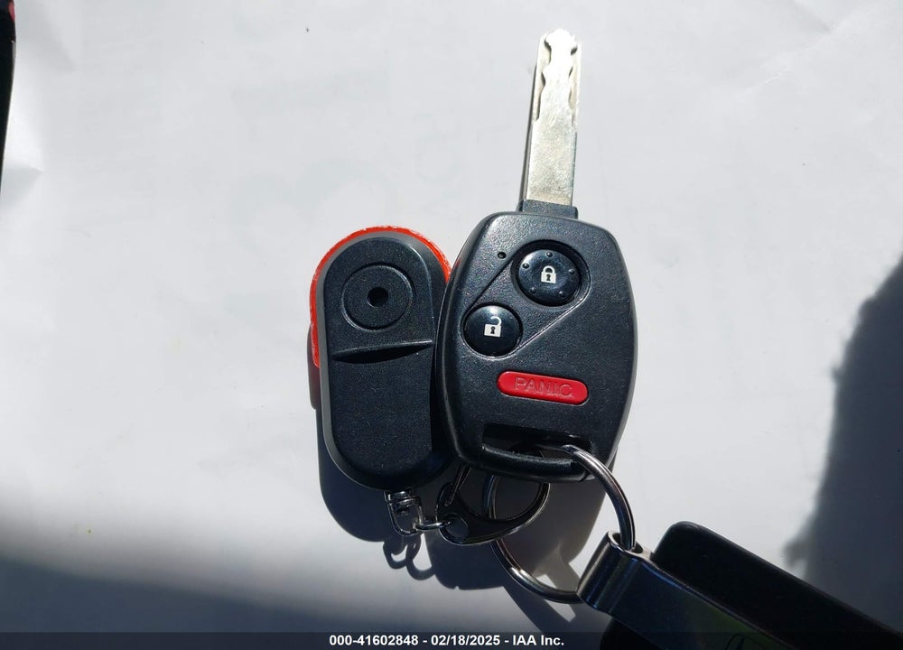 2011 HONDA CR-V LX VIN: 5J6RE3H3XBL059027