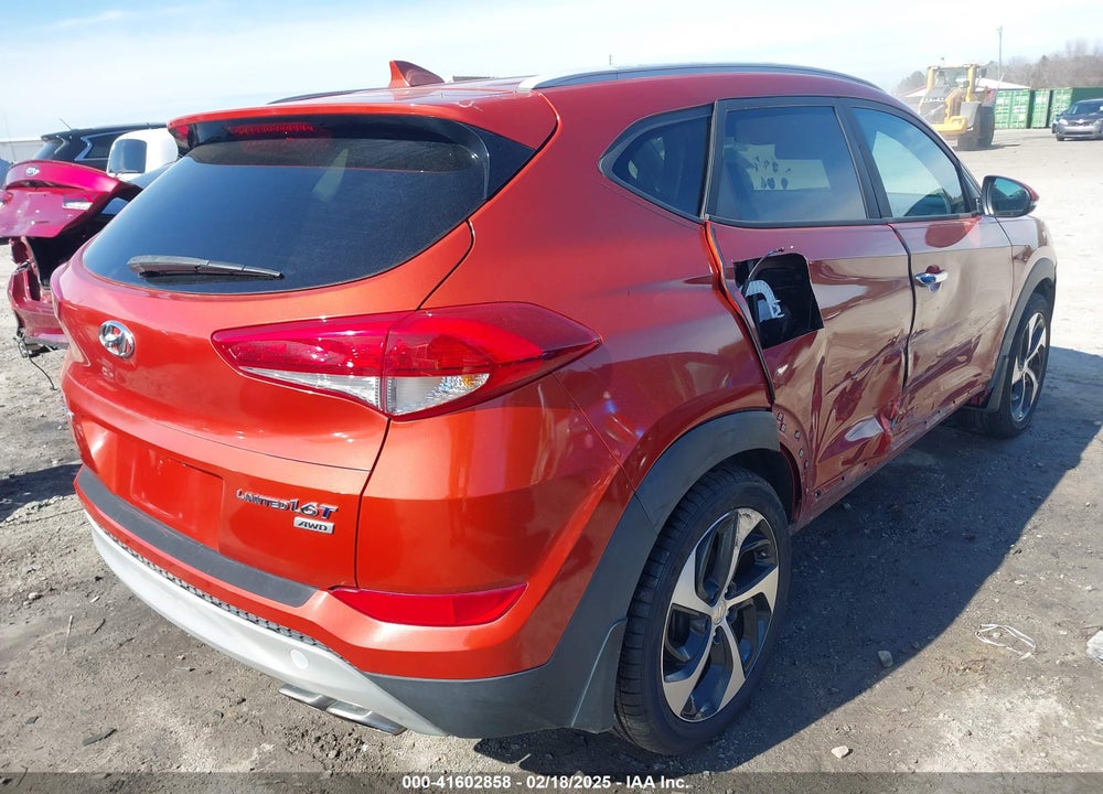 2017 HYUNDAI TUCSON LIMITED VIN: KM8J3CA28HU308370