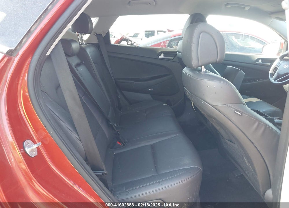 2017 HYUNDAI TUCSON LIMITED VIN: KM8J3CA28HU308370