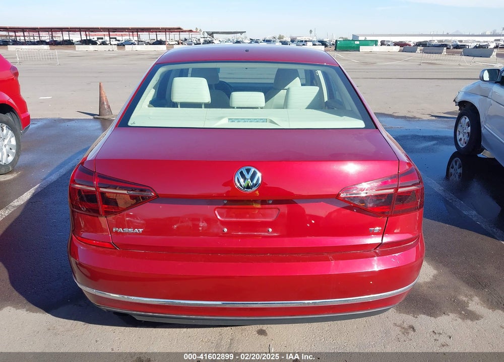 2018 VOLKSWAGEN PASSAT VIN: 1VWAA7A30JC023214