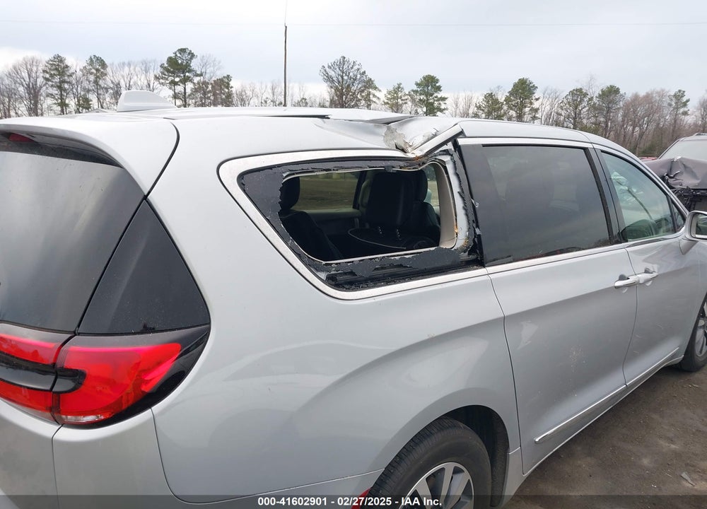 2022 CHRYSLER PACIFICA HYBRID LIMITED VIN: 2C4RC1S74NR236324