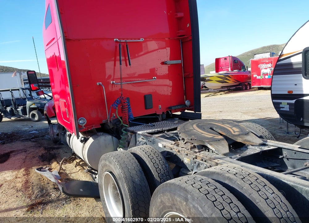 2020 KENWORTH T680 VIN: 1XKYDP9X6LJ309166