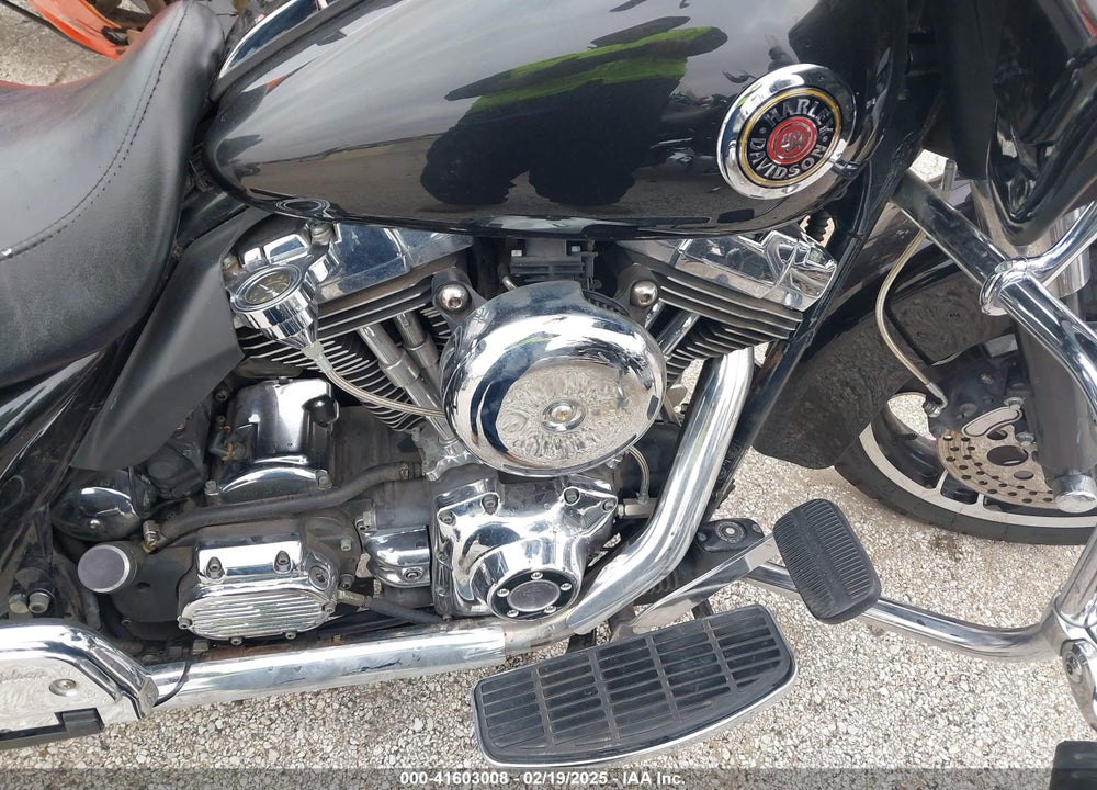2002 HARLEY-DAVIDSON FLHTCUI VIN: 1HD1FCW152Y611388