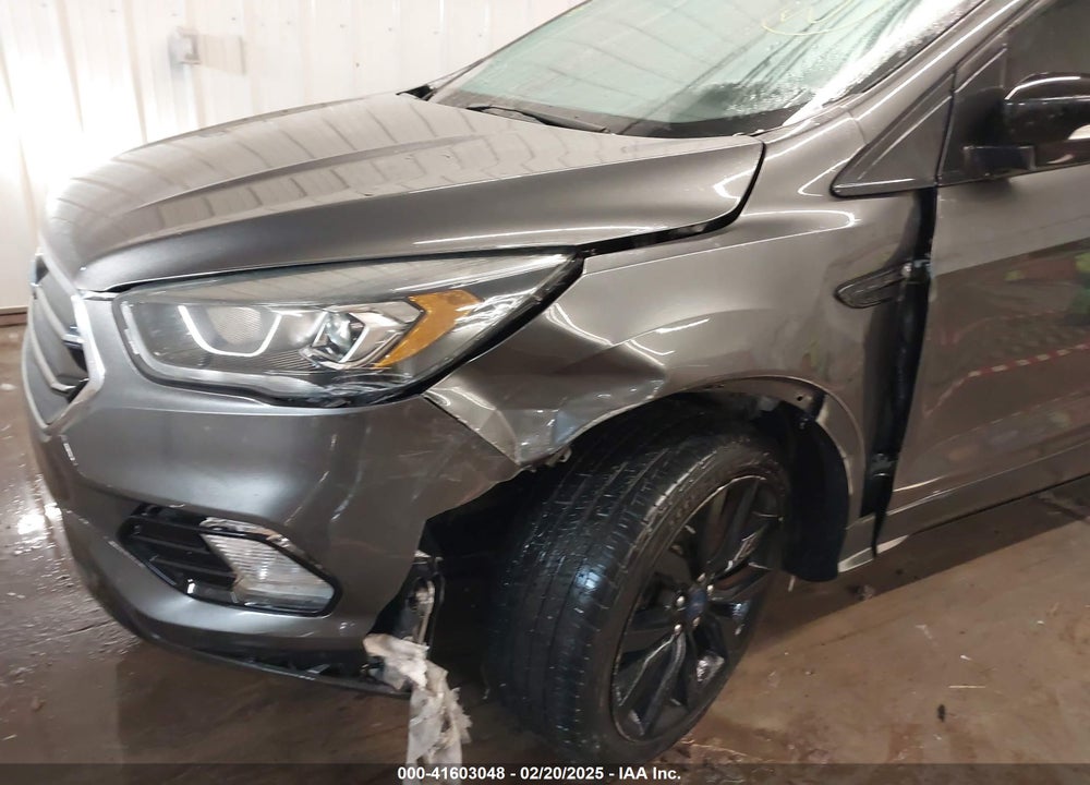 2017 FORD ESCAPE TITANIUM VIN: 1FMCU9J9XHUB00707