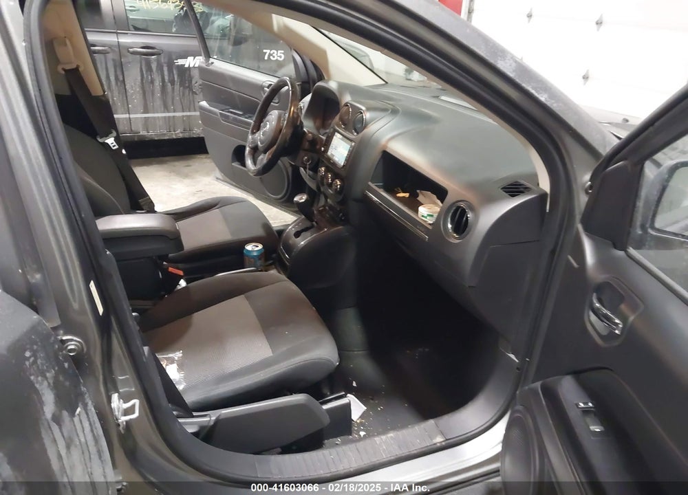 2011 JEEP COMPASS VIN: 1J4NF1FB8BD239417