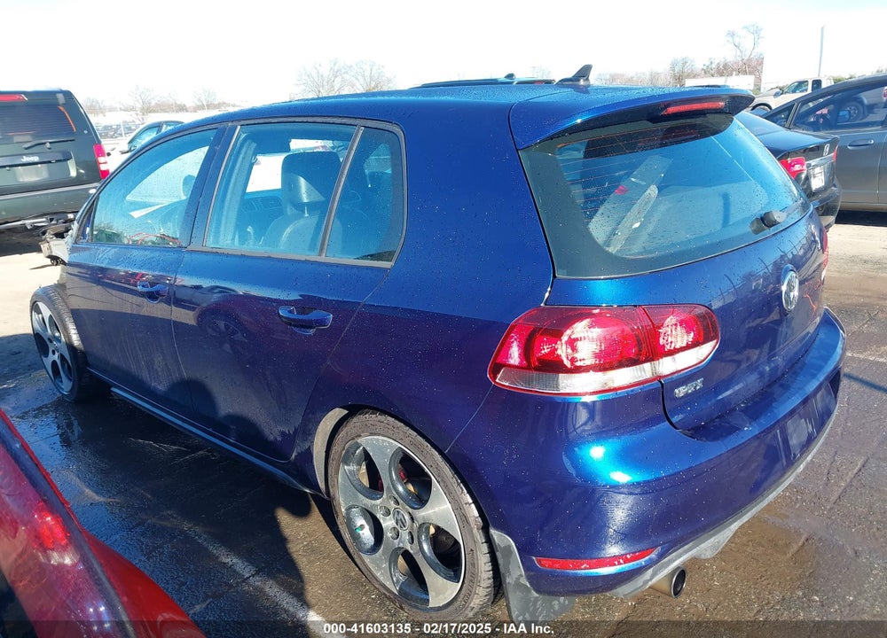2011 VOLKSWAGEN GTI VIN: WVWGD7AJ7BW273794