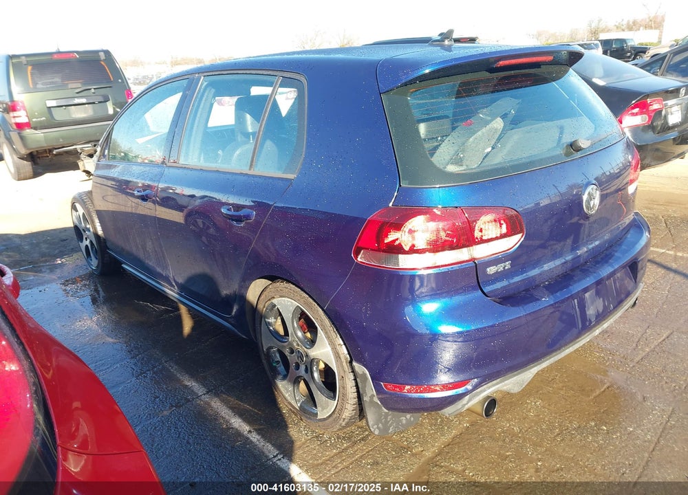 2011 VOLKSWAGEN GTI VIN: WVWGD7AJ7BW273794
