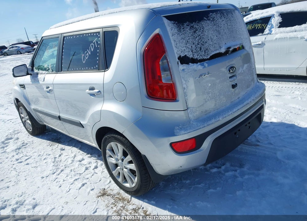 2013 KIA SOUL VIN: KNDJT2A61D7522823