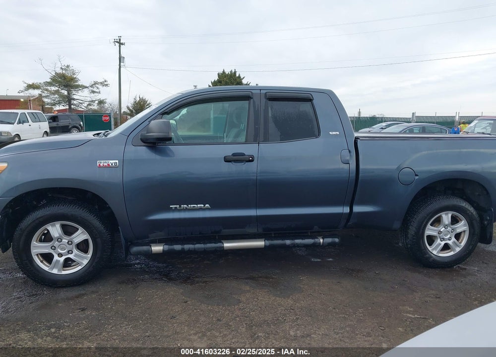 2007 TOYOTA TUNDRA SR5 5.7L V8 VIN: 5TBBV541X7S454086