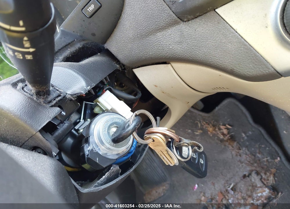 2010 HYUNDAI ELANTRA GLS VIN: KMHDU4AD0AU862056