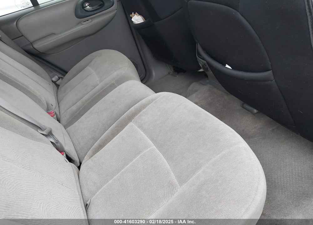 2005 CHEVROLET TRAILBLAZER VIN: 1GNDT13S752147298